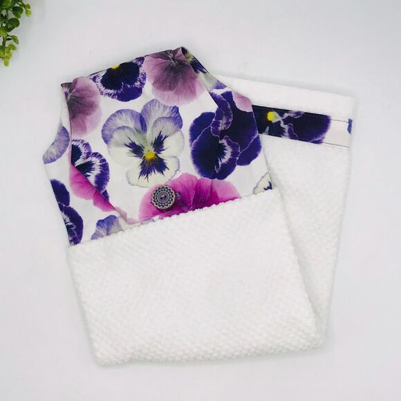 Hanging Kitchen Towel: Bright Purple Pansies Topper, Button Closure - Picture 3 of 7